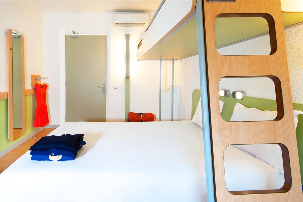 Hotel Ibis Budget Nantes Nord St Herblain Saint-Herblain Quarto foto