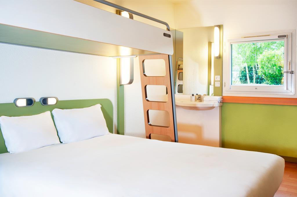 Hotel Ibis Budget Nantes Nord St Herblain Saint-Herblain Quarto foto